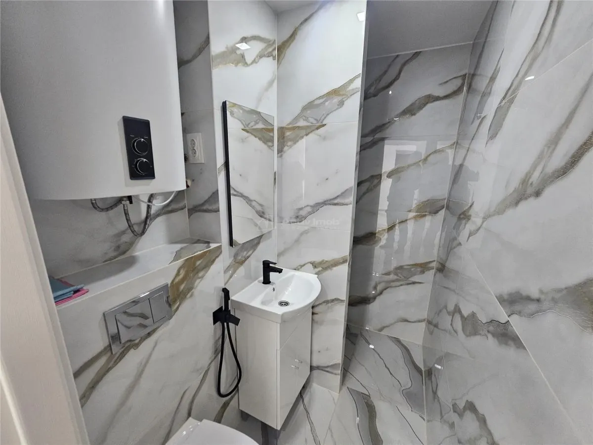 Reşiţa, Apartamento 2 Dormitorios, Renovado, Planta Baja, Micro 2 - foto 8