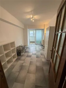 3 camere complet renovat - centrala proprie - Victoriei - foto 6