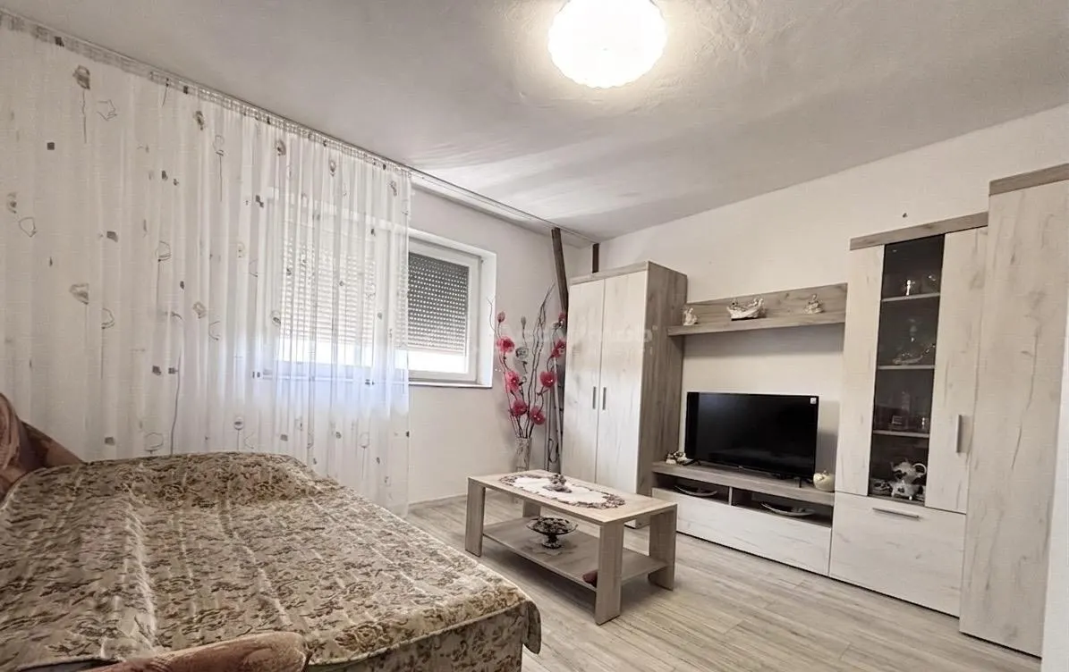 Casa in Miarlau - teren 747 mp - foto 1