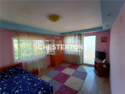 Excepcional Casa de Dos Plantas con Buhardilla, Anexo y Jardín de +200m², Sintesti, Ilfov - foto 7