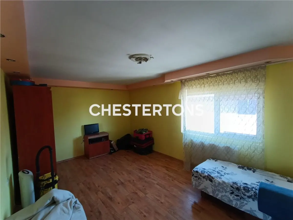 Excepcional Casa de Dos Plantas con Buhardilla, Anexo y Jardín de +200m², Sintesti, Ilfov - foto 8