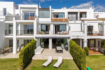Casa de vanzare in Malaga - foto 4