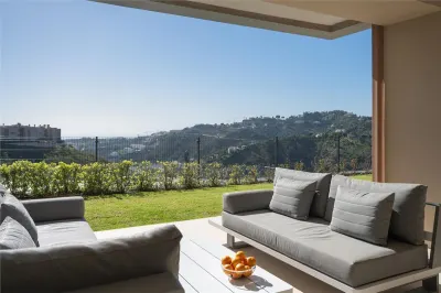 Apartamento en Venta en Malaga - Benahavis