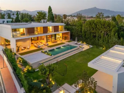 Villa en Venta en Malaga - San Pedro de Alcantara