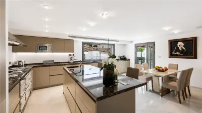 Villa en Venta en Malaga - foto 8