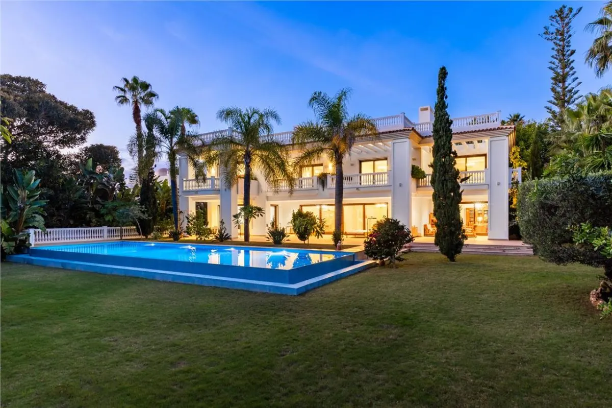 Vila de vanzare in Malaga - foto 1