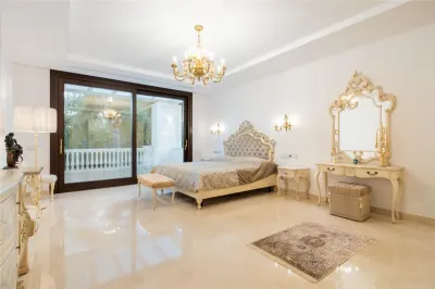 Vila de vanzare in Malaga - foto 19
