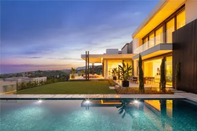 Villa for Sale in Malaga - foto 9
