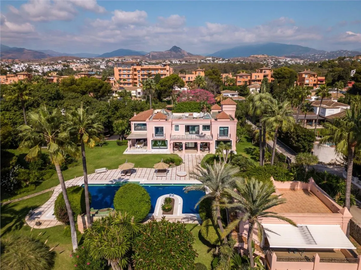 Vila de vanzare in Malaga - foto 25