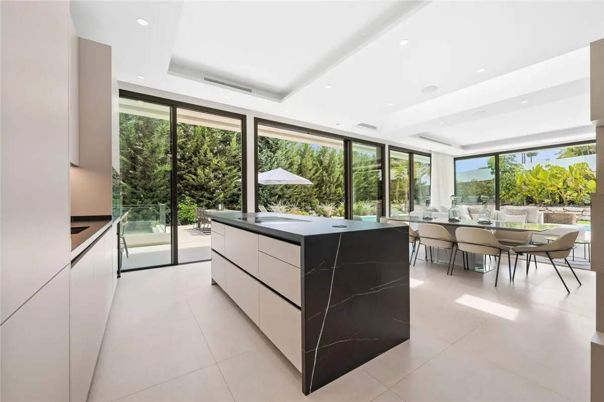 Villa en Venta en Malaga - foto 5