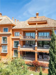 Apartamento en Venta en Malaga - Benahavis