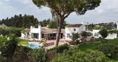 Villa en Venta en Malaga - San Pedro de Alcantara
