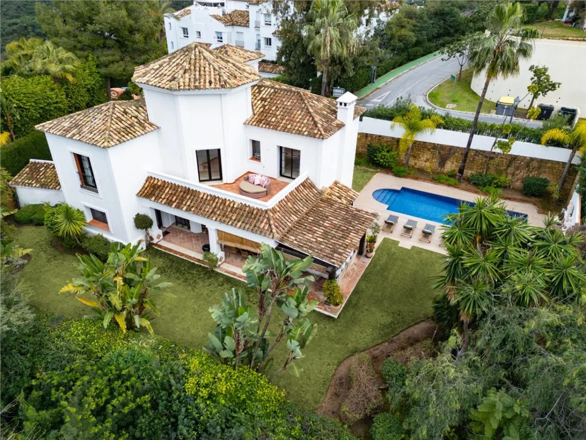 Villa en venta en Malaga - foto 1