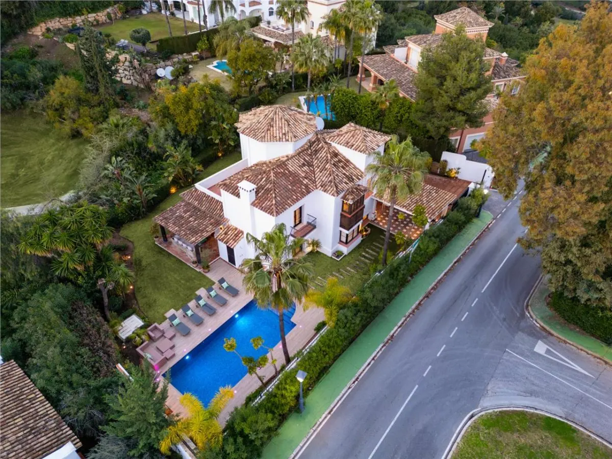 Villa en venta en Malaga - foto 2