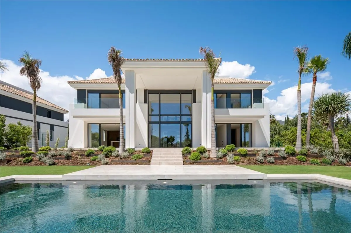 Villa en venta en Malaga - foto 2