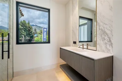 Villa en venta en Malaga - foto 15