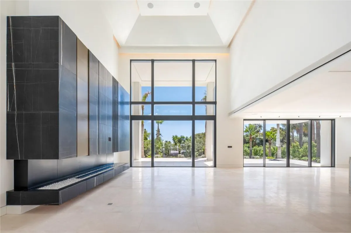 Villa en venta en Malaga - foto 5