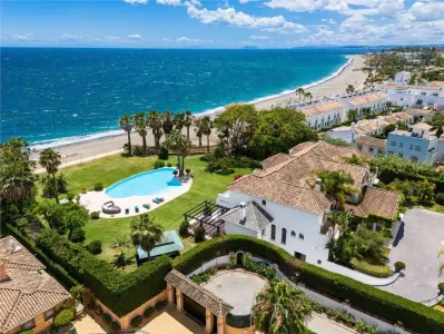 Vila de vanzare in Malaga - foto 4