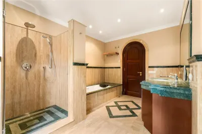 Villa en Venta en Malaga - foto 8