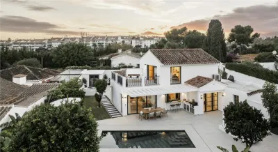 Villa en venta en Malaga - foto 2