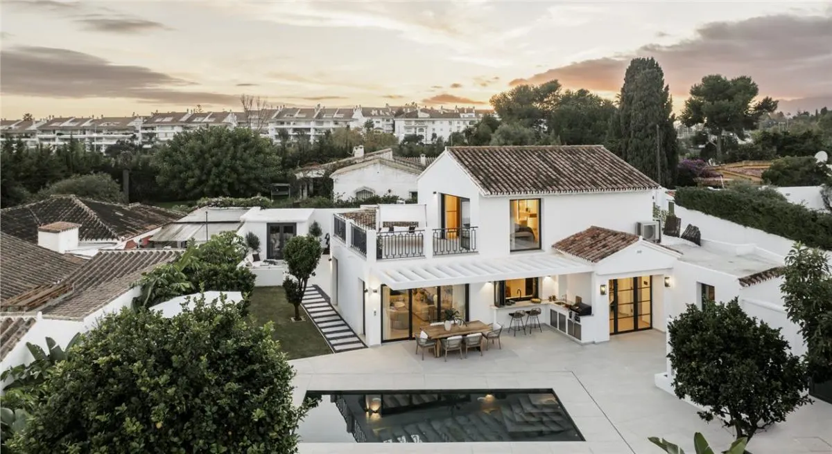 Villa en venta en Malaga - foto 2