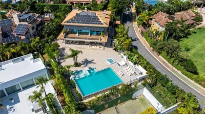 Villa en Venta en Malaga - foto 2