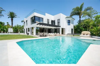 Villa en Venta en Malaga - Estepona