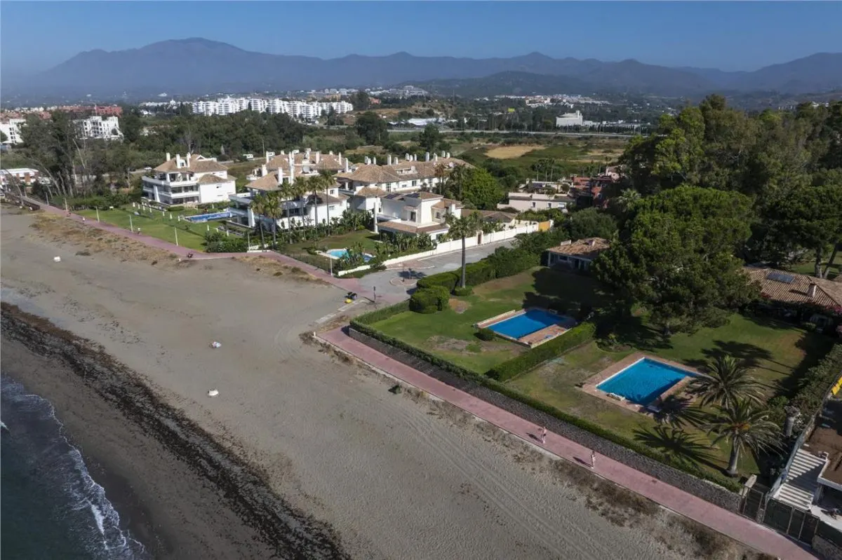 Vila de vanzare in Malaga - foto 16