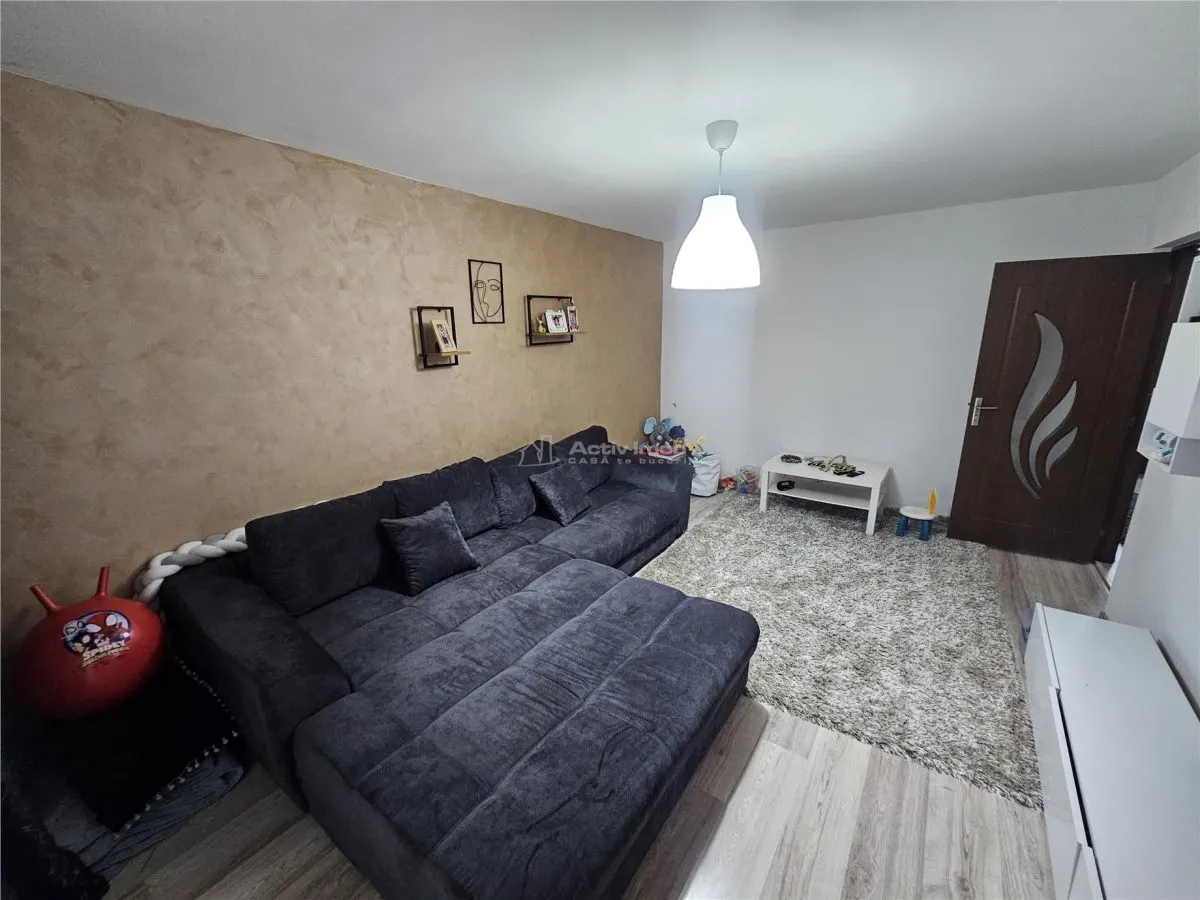 Reşiţa, Apartamento 3 Dormitorios, Amueblado y Equipado, Micro 4 - foto 15