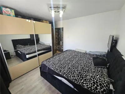 Reşiţa, Apartamento 3 Dormitorios, Amueblado y Equipado, Micro 4 - foto 3