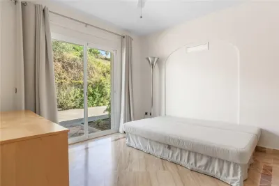 Vila de vanzare in Malaga - foto 17