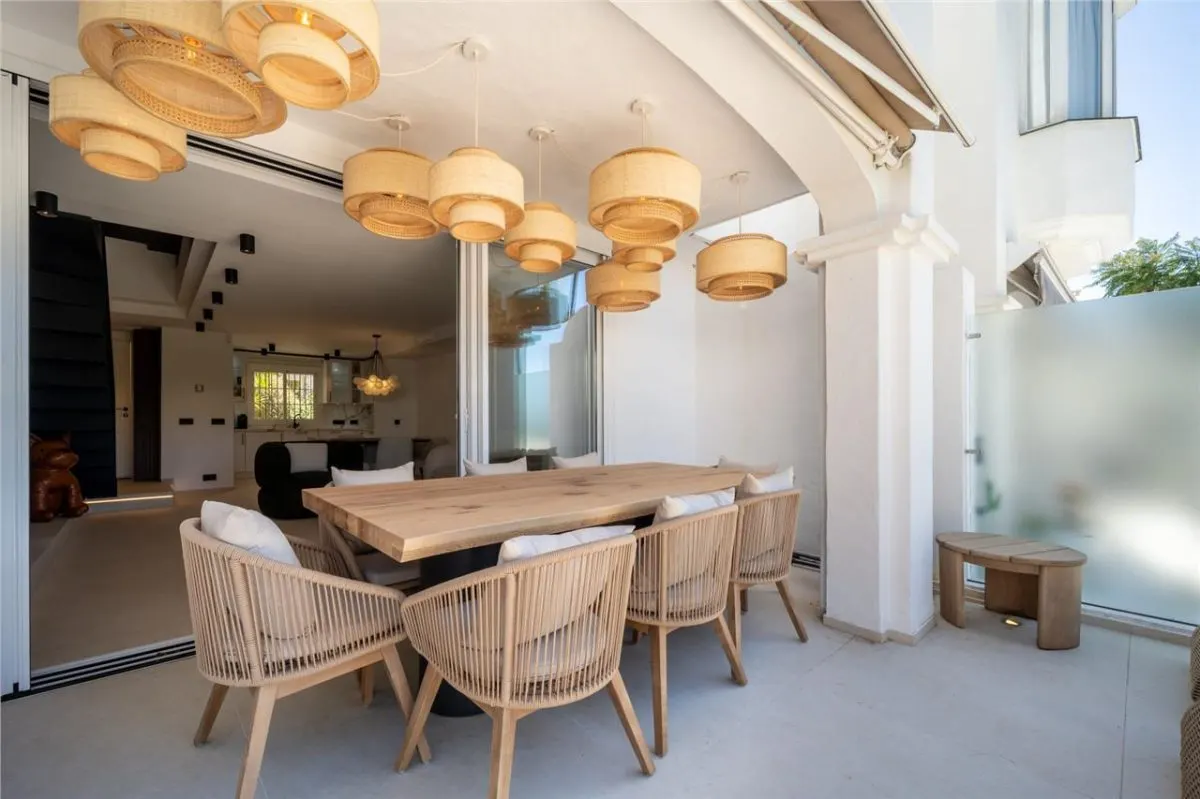 Casa de vanzare in Malaga - foto 2