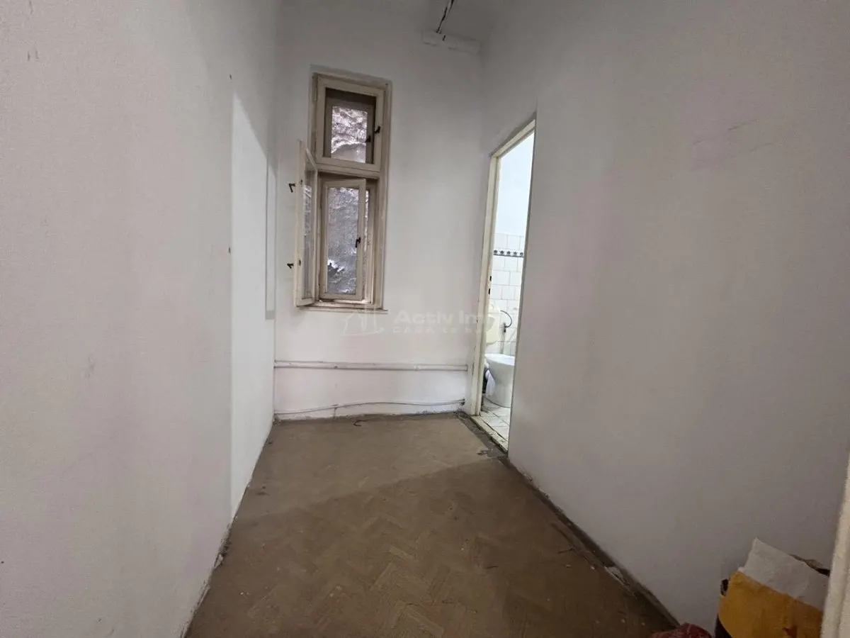 Apartament ultracentral 72 mp - etaj 1- boxa 25 mp - foto 14