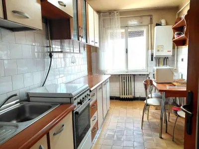 Appartement 3 Chambres Distribué, 3e Étage, Centre Baia Mare - Baia Mare