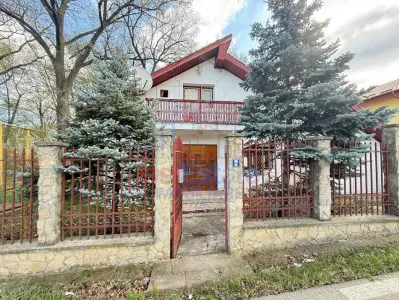 Barnova Villa P+1, 118 sqm, 573 sqm Plot Near Town Hall - foto 2