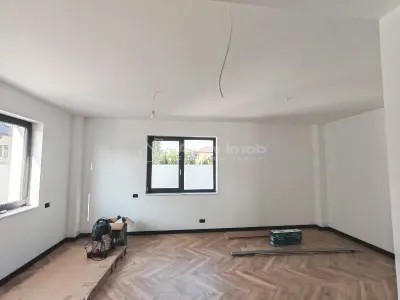 House / villa for sale 115 sqm in Bucuresti, Prelungirea Ghencea area - foto 11