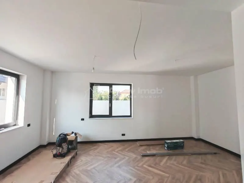 House / villa for sale 115 sqm in Bucuresti, Prelungirea Ghencea area - foto 11
