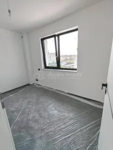 House / villa for sale 115 sqm in Bucuresti, Prelungirea Ghencea area - foto 10