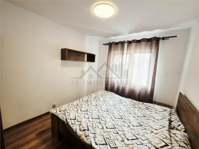 库格三卧室分离式布局出租公寓 - foto 2