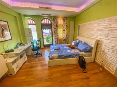 Vila de vanzare in zona Piata Victoriei - Lascar Catargiu , 530 mp - foto 17