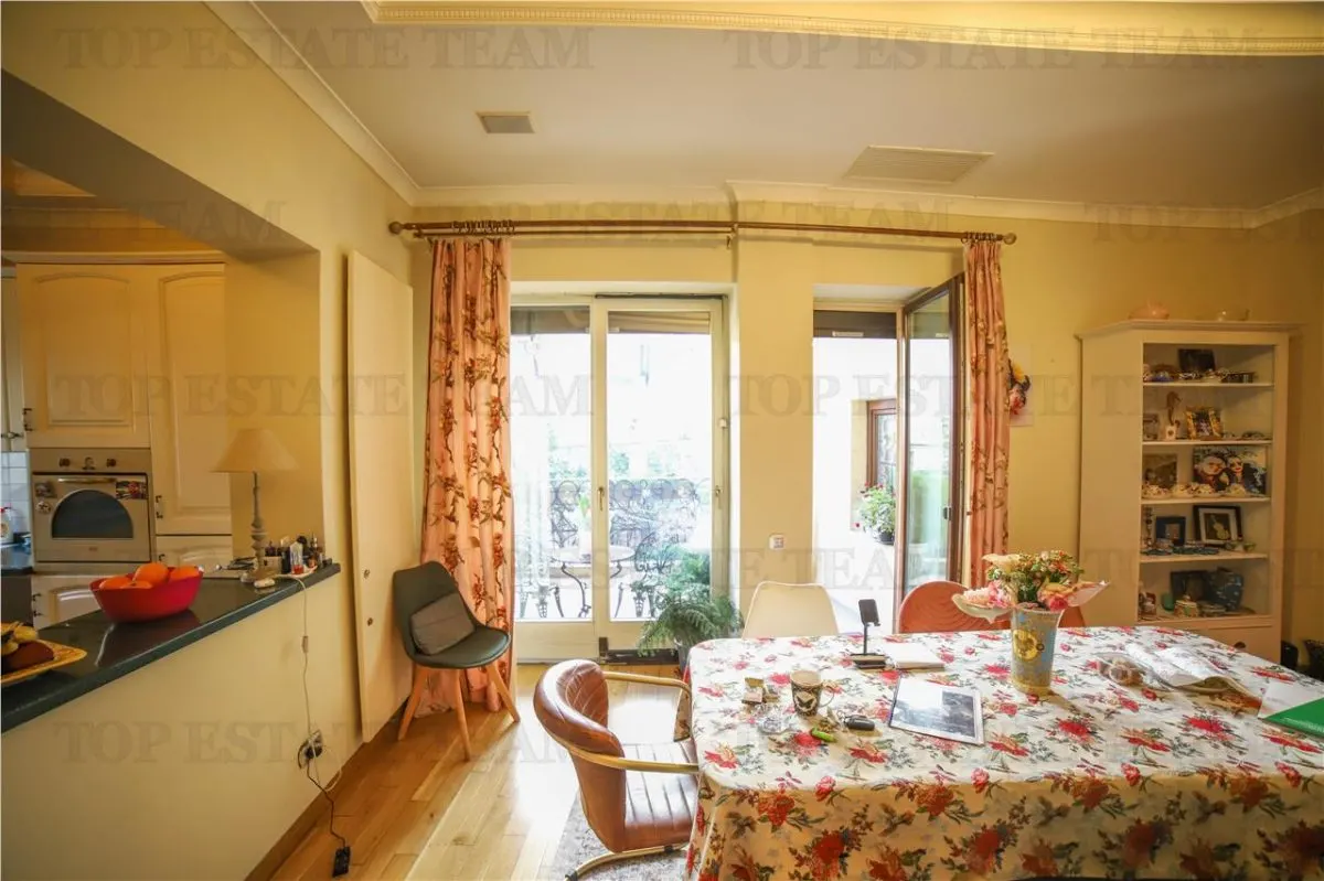 Vila de inchiriat in zona Piata Victoriei - Lascar Catargiu , 530 mp - foto 10