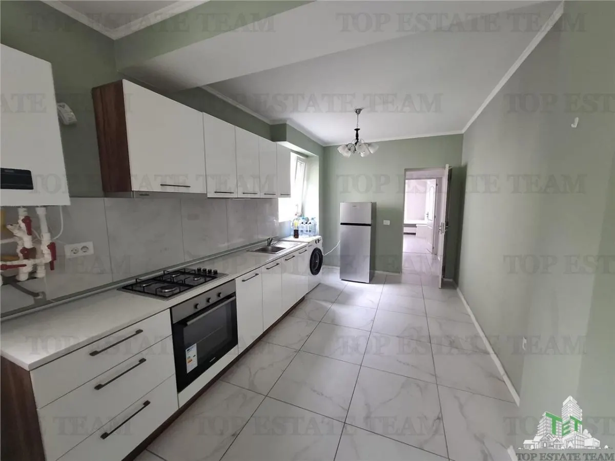 Vila de VANZARE Crevedia pretabil resedinta /Iinvestitie - foto 4