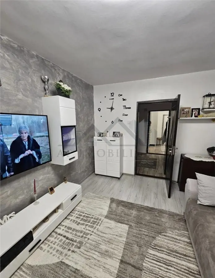 Appartement 3 Chambres avec Distribution Dégagée à Mircea cel Batran, 60 m² - foto 2