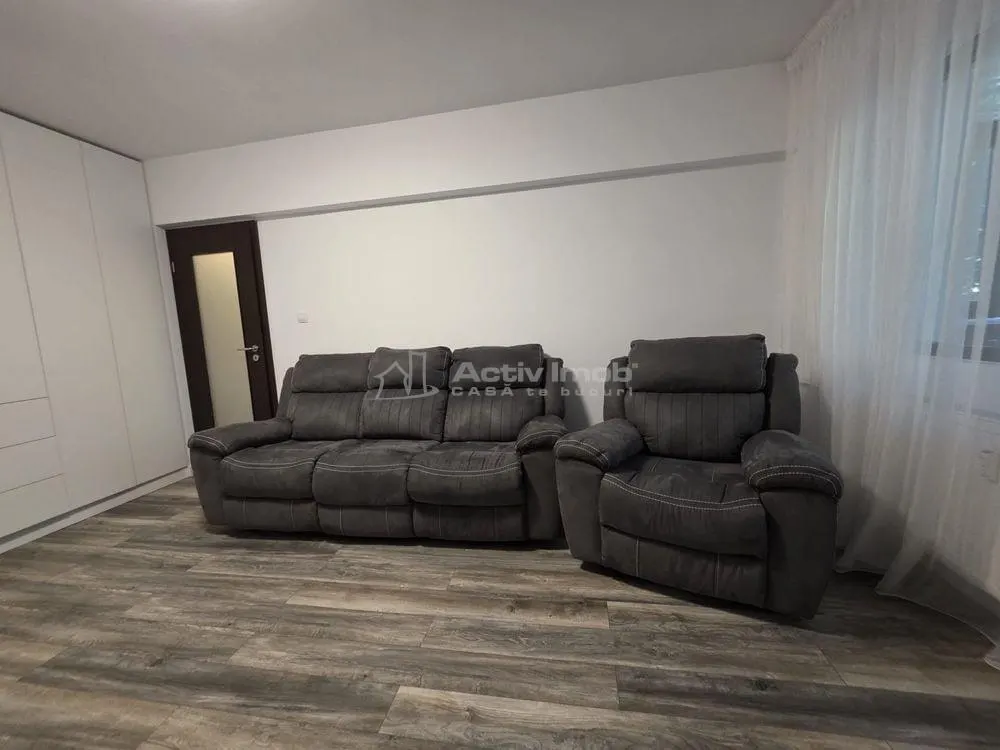 3 camere decomandat - Alexandru Obregia - foto 2