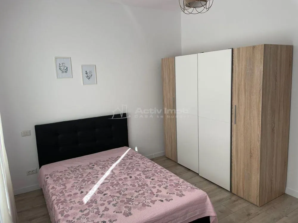 Single-storey Modern House - Tamasi, Corbeanca - 4 Bedrooms, 2 Bathrooms - foto 2