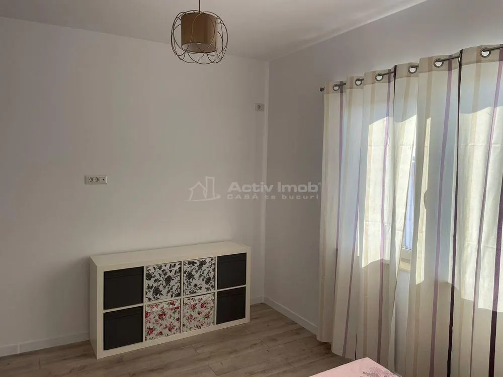 Single-storey Modern House - Tamasi, Corbeanca - 4 Bedrooms, 2 Bathrooms - foto 4