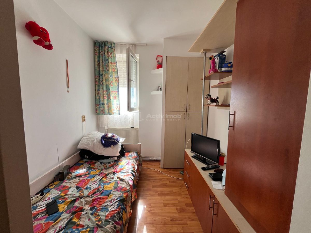 Apartment with 1 bedrooms for sale 33 sqm in Lugoj - foto 16