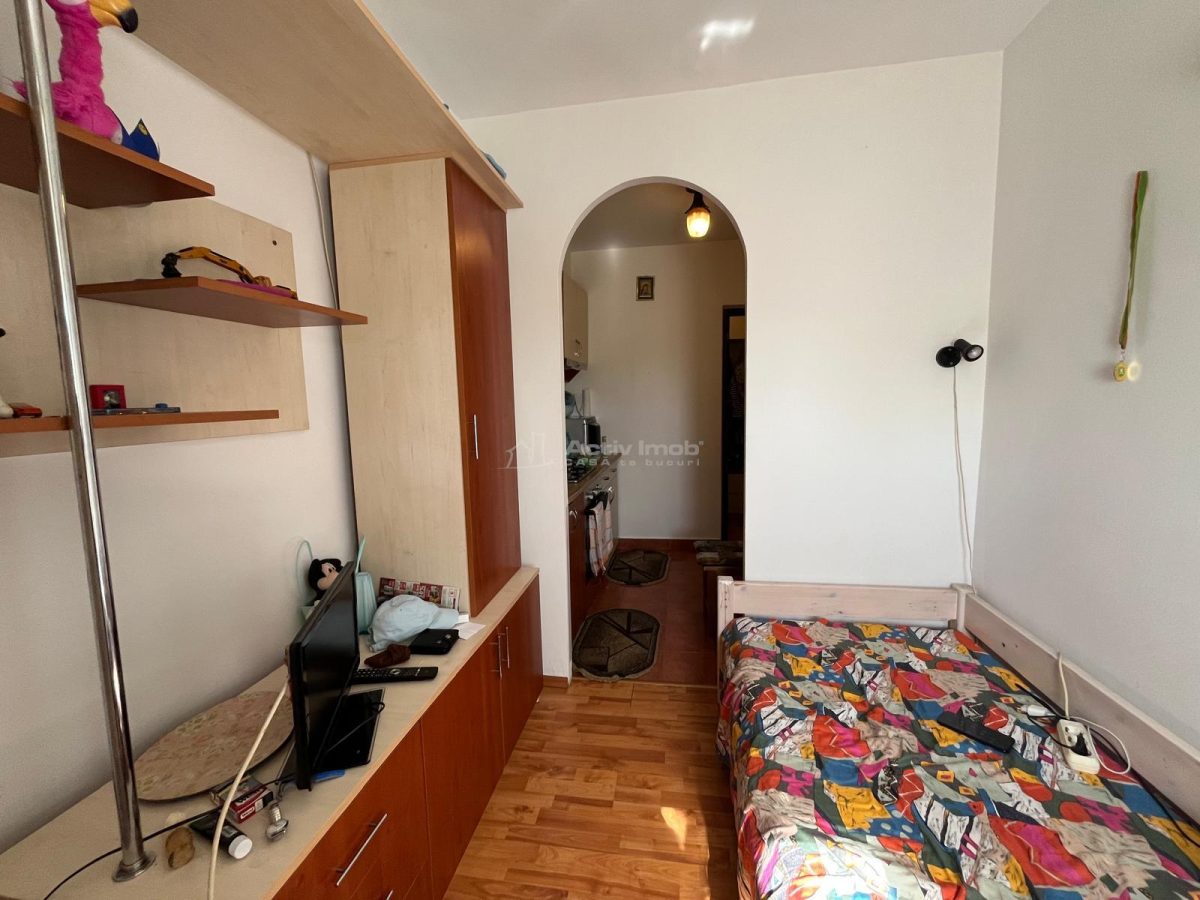 Apartment with 1 bedrooms for sale 33 sqm in Lugoj - foto 17