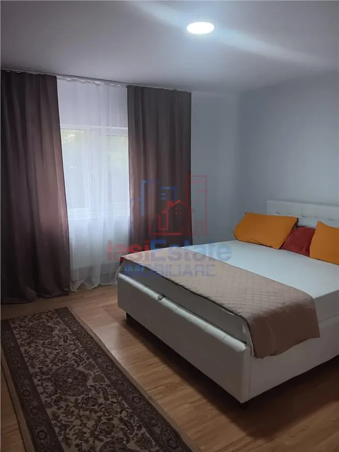 Vorovesti, Casa de una Planta con Doble Acceso a Calle, Terreno 690 m² - foto 17
