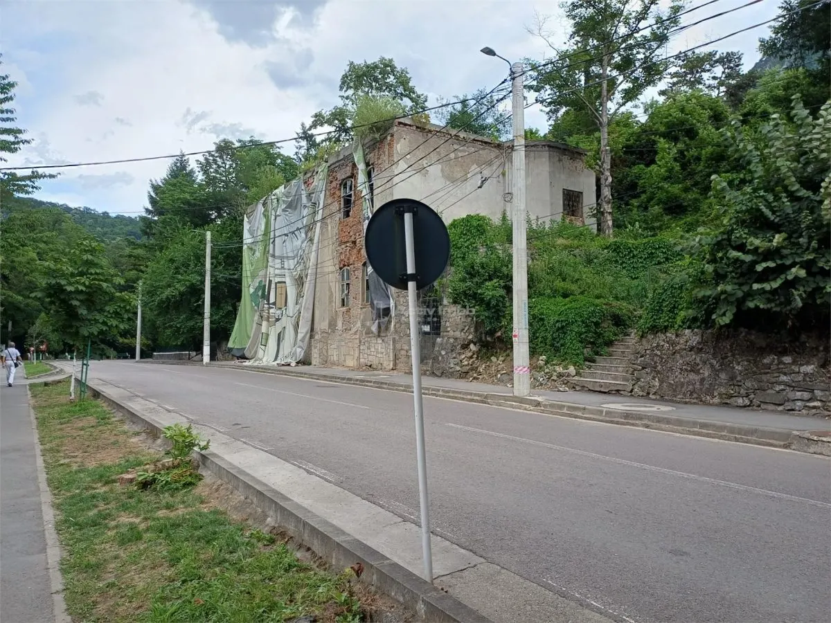 Baile Herculane, De Vanzare Vila Miramonte, 3204 Mp. Teren Intravilan, In Centrul Orasului - foto 14